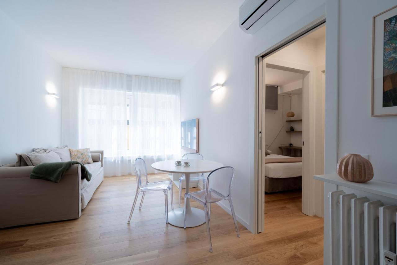 Milano Apartments S Agostino - Porta Genova Luaran gambar