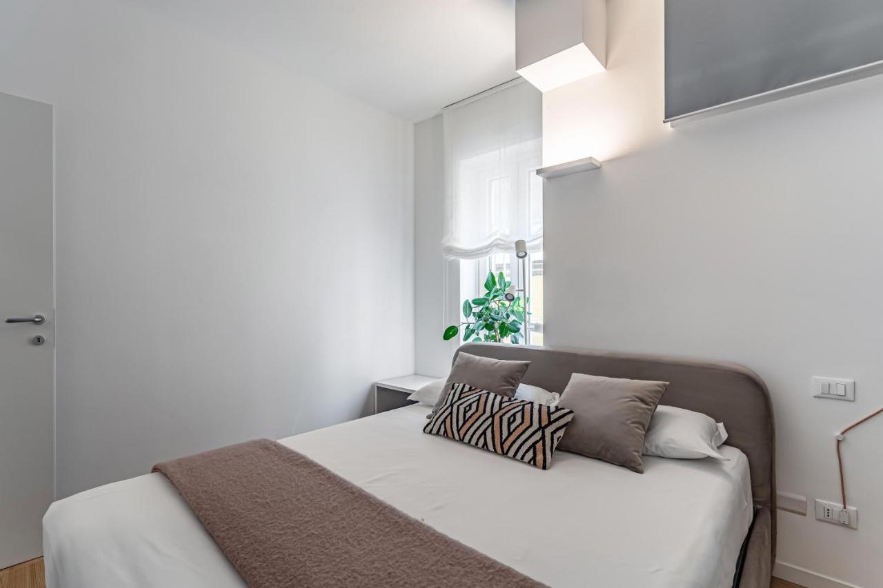 Milano Apartments S Agostino - Porta Genova Luaran gambar