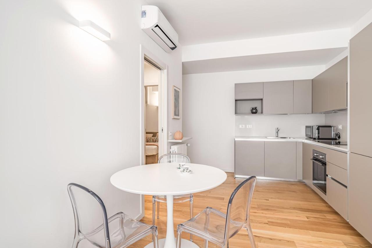 Milano Apartments S Agostino - Porta Genova Luaran gambar
