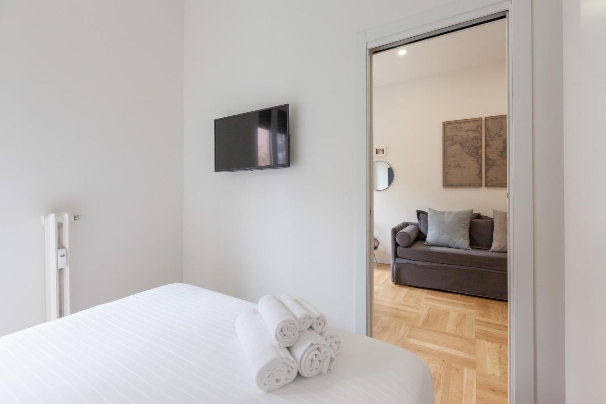 Milano Apartments S Agostino - Porta Genova Luaran gambar