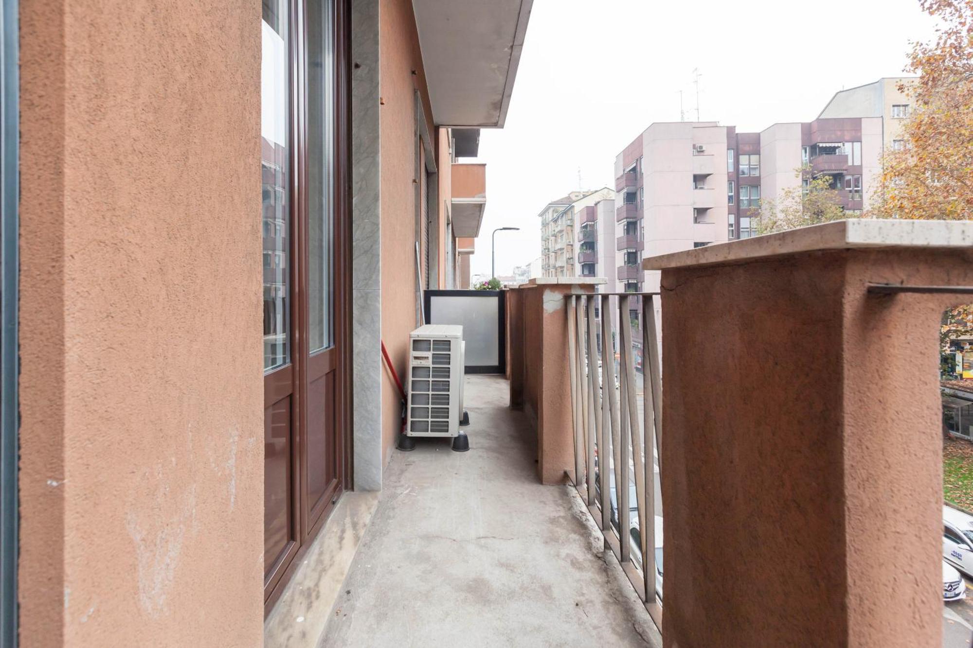 Milano Apartments S Agostino - Porta Genova Luaran gambar